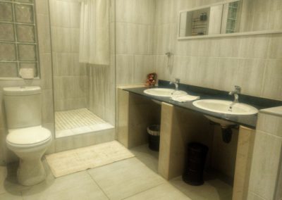 unit 6 bathroom lanseria self catering accommodation